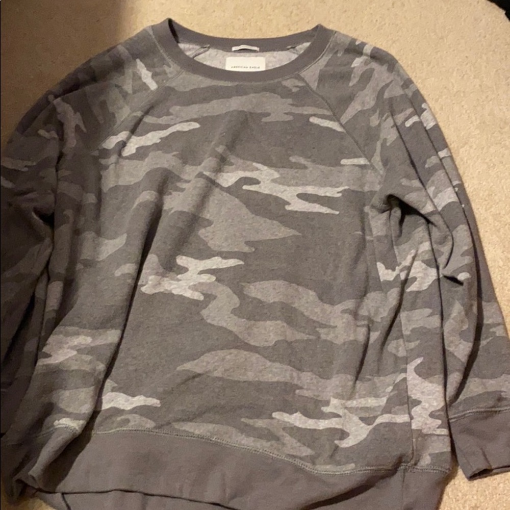 American Eagle pullover sweatshirt